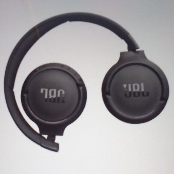 JBL TUNE 520BT ONEAR SOUND ISOLATING BLUETOOTH HEADPHONES MODEL # JBLT520BTBLKAM - Picture 7 of 11